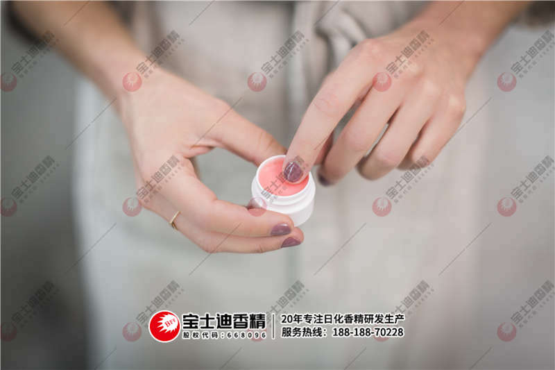 Ʒ